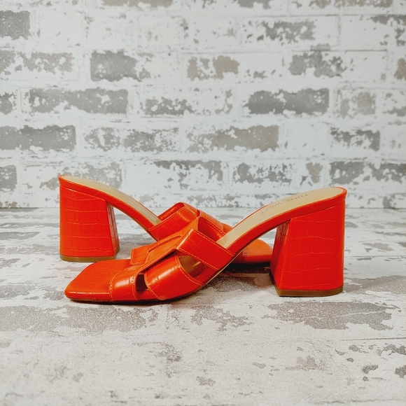 NEW Nine West Kindee 3 Orange Faux Leather Open Toe Block Heel Sandals V133 - Picture 4 of 11